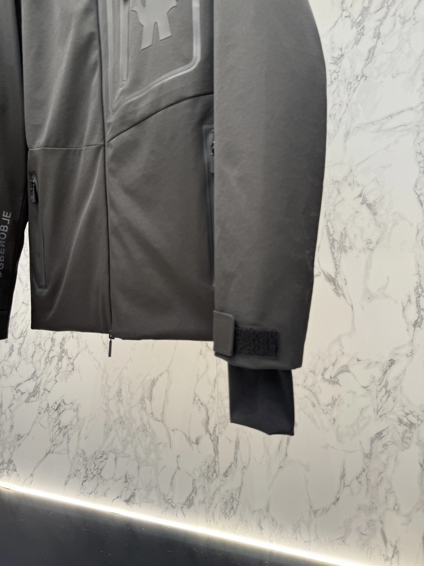 wg.luxury-- 7o9385r Down jacket 2colour item:E-F501J1035-2H